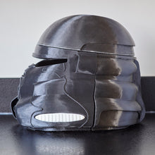 Charger l&#39;image dans la galerie, Airborne Trooper - DIY Kit (Raw 3D Print)
